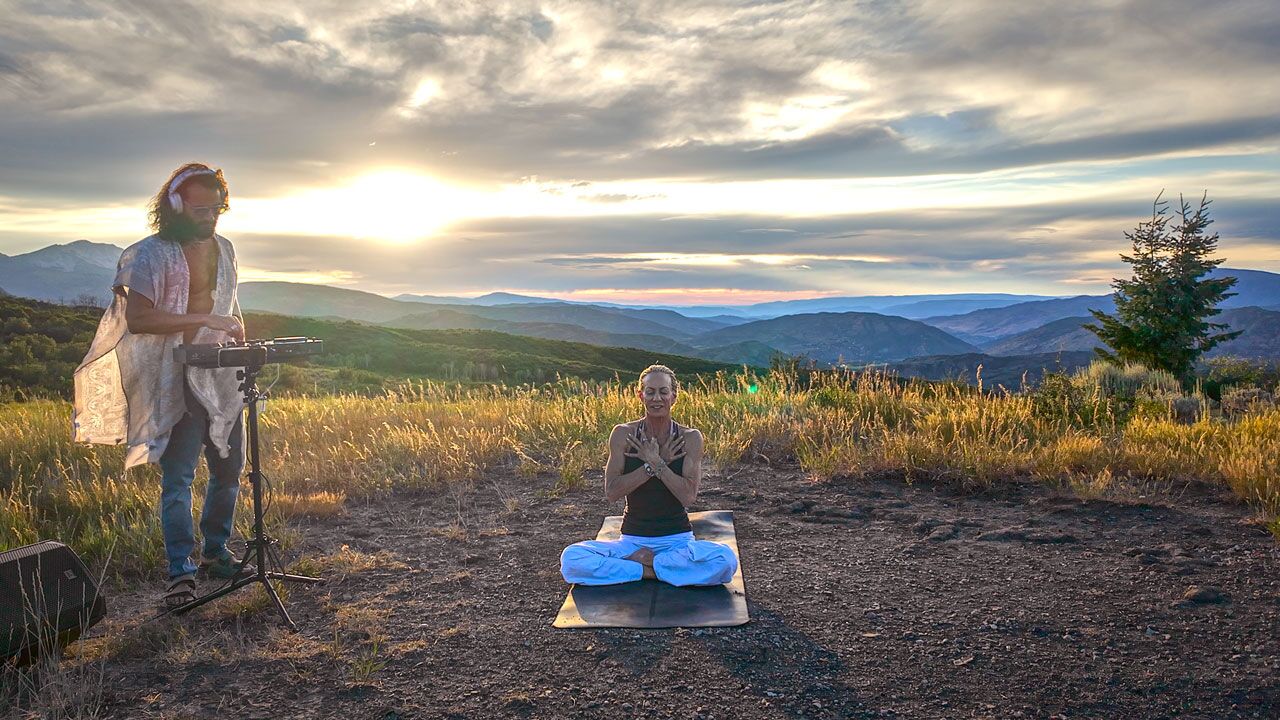 Freedom-Flow-Masterclass-with-Lori-&-FRAMERATE