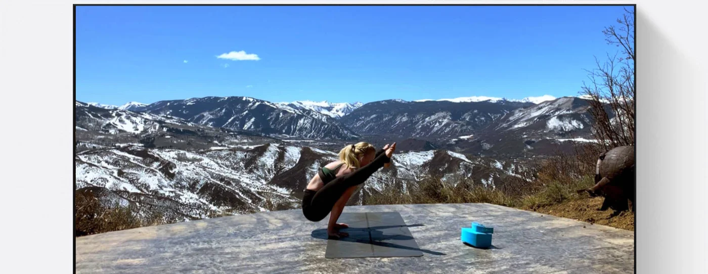 Alysia Lowell practicing yoga outdoors in the mountains — 300-hour advanced teacher training with Drishti Beats